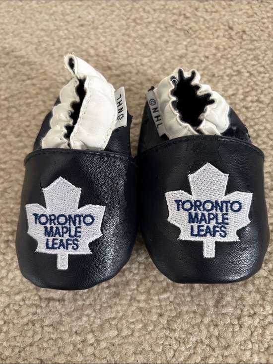 Other - Toronto Maple Leafs Baby Black Leatherette Booties